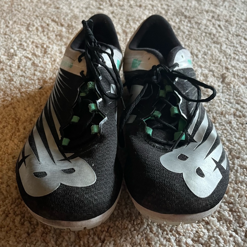 New Balance Men's Middle Distance 500 V6 Running Shoe